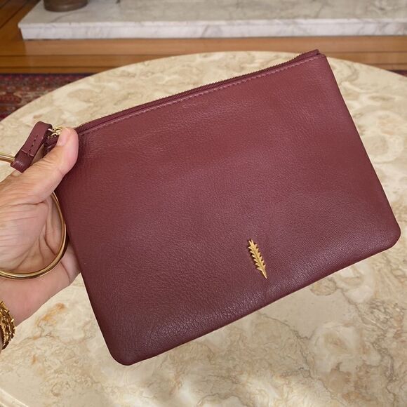 Thacker New York Genuine Leather Wristlet Burgundy As New - Picture 2 of 10